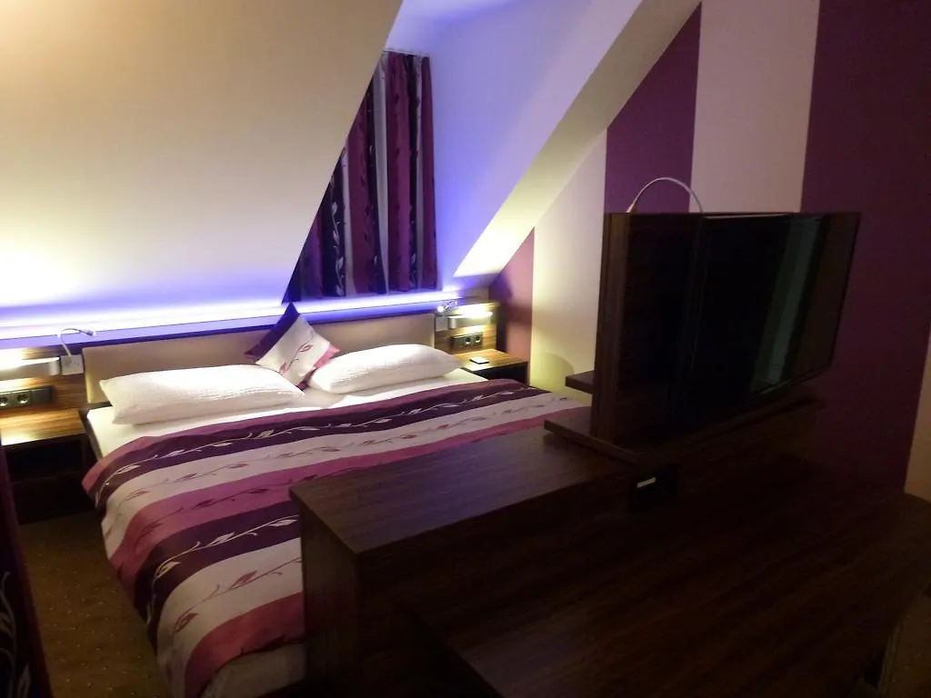 Pension Seiboldsmuehle Heideck Guest house